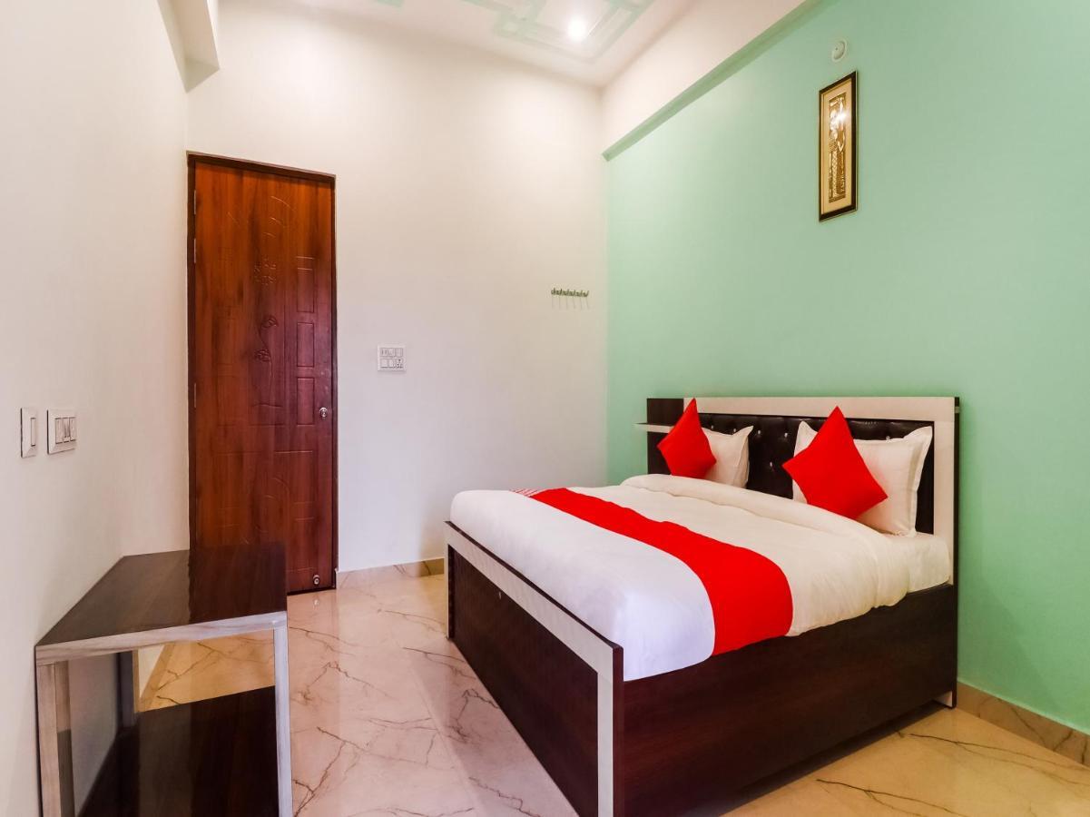 Oyo Lck1233 Rivaaj Palace لاكناو المظهر الخارجي الصورة